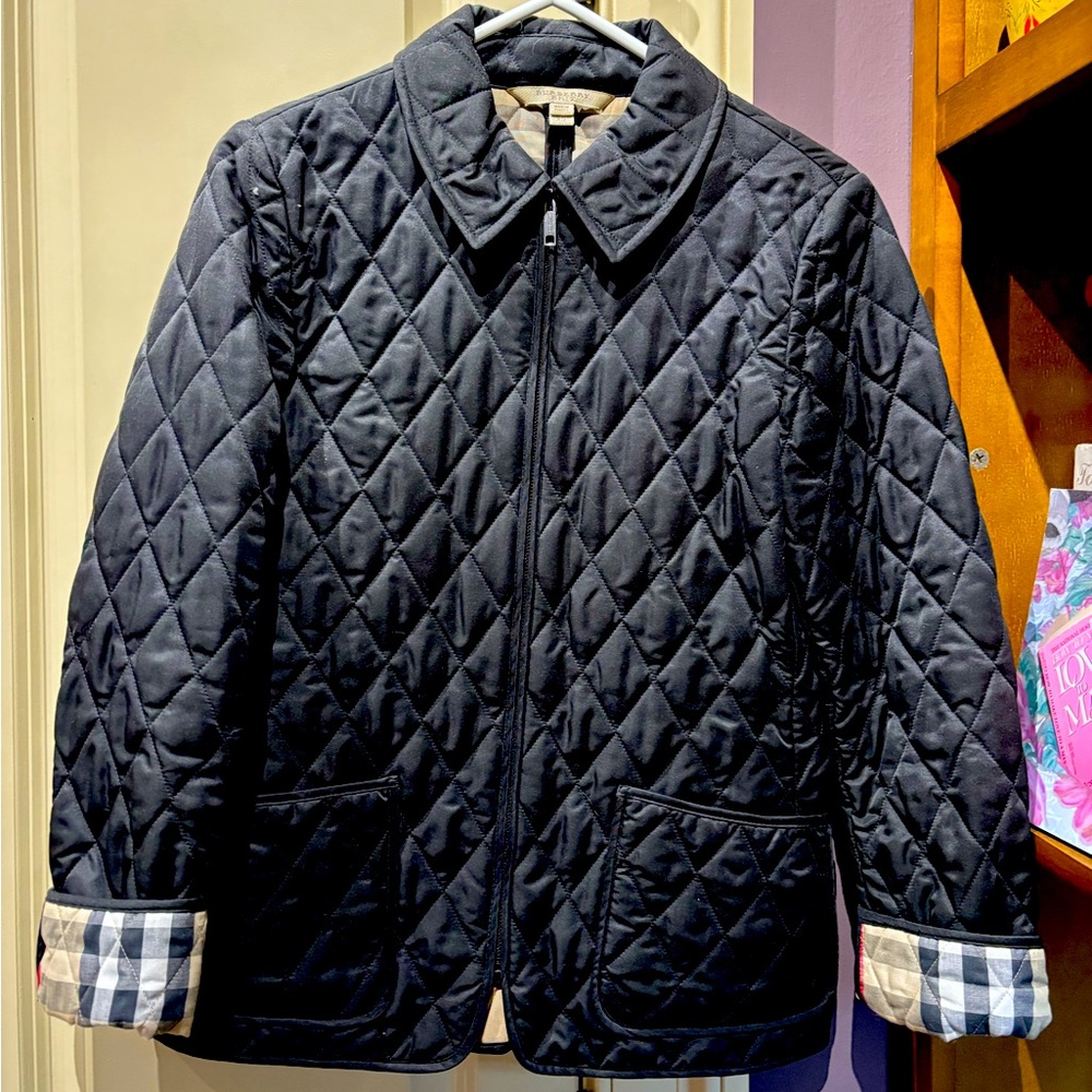 Women’s Classic Burberry jacket